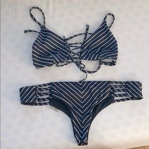Ola feroz size M set reversible